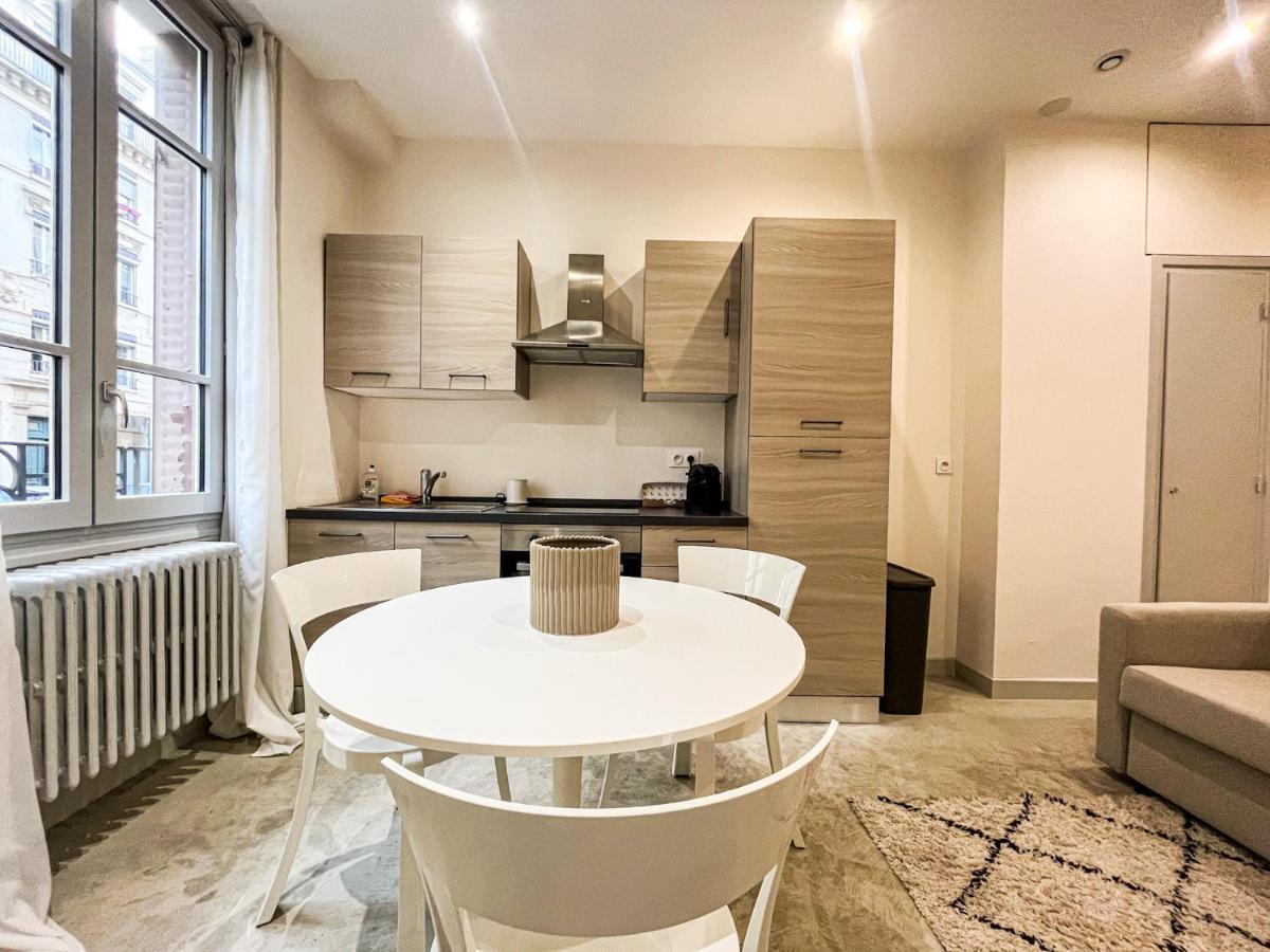 Suite Onyx Lyon Exterior foto
